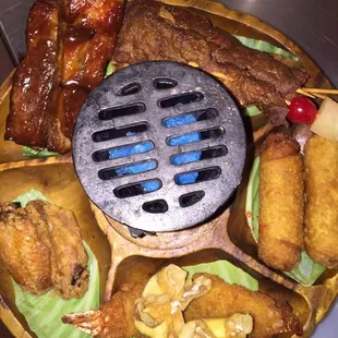 food, chicken wings and fried chicken