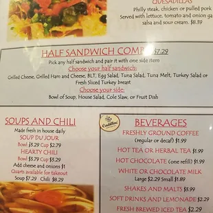 Lunch menu option.. 1/2 sandwich and a bowl of hot soup makes me smile and warms me up !