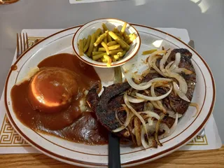 Lake Breeze Restaurant