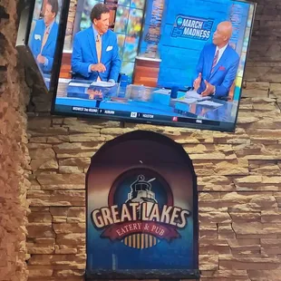 great lakes eatery