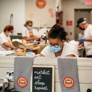 ramen and noodles, interior
