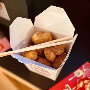 Seasonal Chinese fried donuts