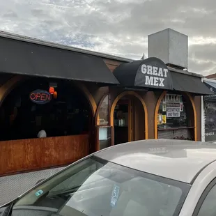 Exterior view from E Balboa