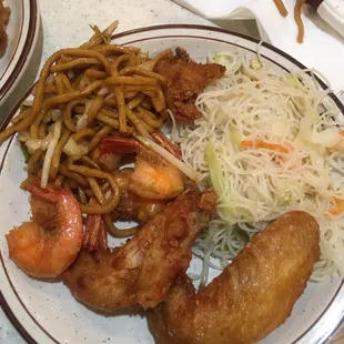 chicken wings and fried chicken, food