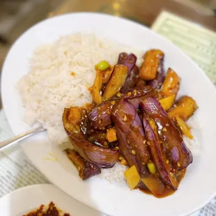 a plate of chinese food