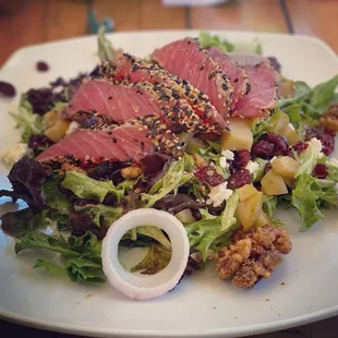 Fruit &amp; nut salad with seared ahi tuna salad with mixed greens.  Wow! This is why I will return- long wait or not, this salad was fire!