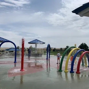 Large splash pad