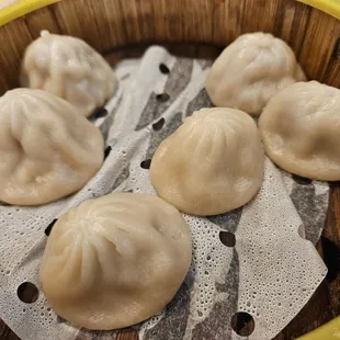 Soup dumplings