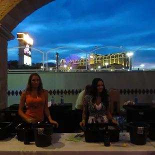 Nice ladies with beer! Suncoast in the background.