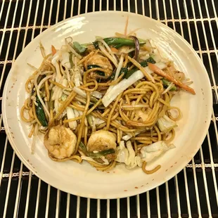 Shrimp Lo Mein