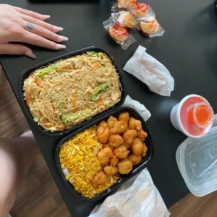 89. Chicken Rice Noodless 31. Sweet and Sour Chicken 13. Crab Rangoon