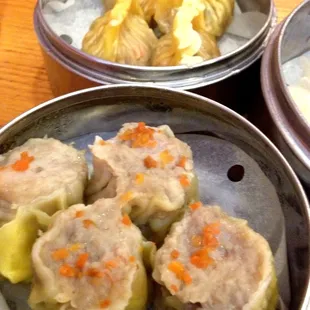 Shi mai and shark fin