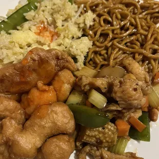 Lo mein (plain), sweet and sour chicken, fried rice, Kung Pao chicken