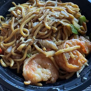 Shrimp lo mein