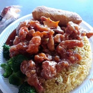 Orange Chicken lunch special.