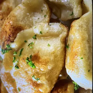 Like some kind of bread or garlic Crispy Spring Roll