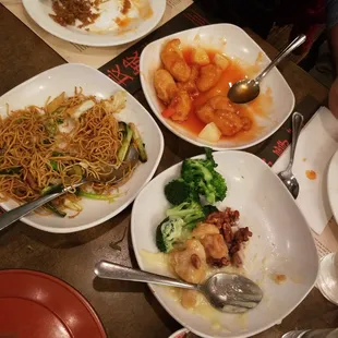 Sweet and sour chicken Beef lo mein House honey, walnut shrimp