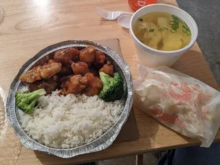 Golden Wok