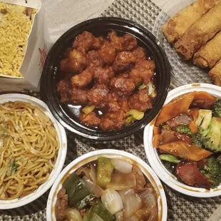 food, ramen and noodles