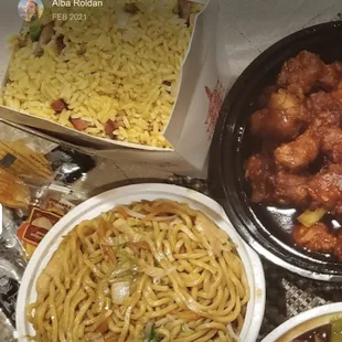 food, chicken wings and fried chicken