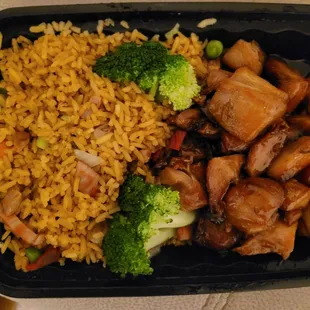 D14 bourbon chicken with pork fried rice