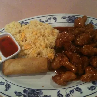 L8. Sesame Chicken Lunch Special