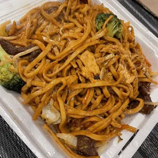 Combination Lo Mein