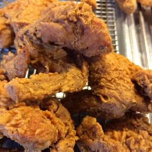 chicken wings, chicken wings and fried chicken, bbq wings, fried chicken, food, poultry, bbq chicken, chicken, fried chicken wings