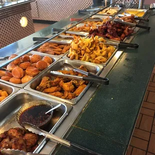 chicken wings and fried chicken