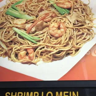 food, ramen and noodles