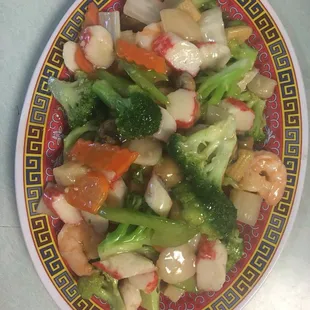 The Chinese food is delicious, we love it very much.