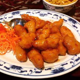 Great Wall chicken is amazing! Tastes like a mix between honey and orange chicken. I always get lo mien instead of rice.