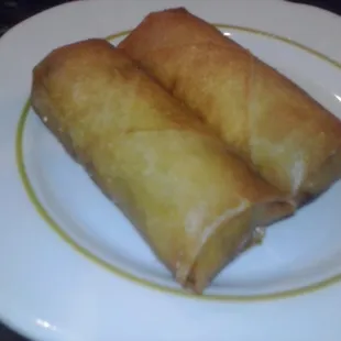 Light and crispy rice paper egg rolls