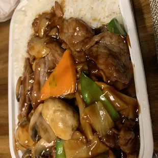 Beef &amp; Mushroom (combo) with steamed white rice