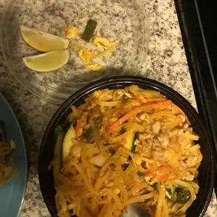 egg in the pad thai.