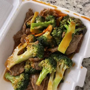 Small Beef with Broccoli
