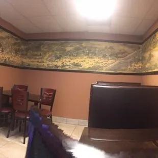 Huge wrap around artwork. Pretty cool