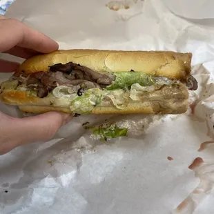 1/2 Roast Beef and Cheese Sub