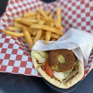 Falafel Pita