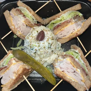 Turkey club with cheese
