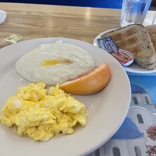 Breakfast at my favorite DI Restaurant