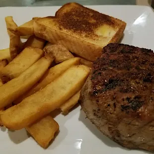 The 10 oz. Sirloin! Delish!  I crave this steak now! lol