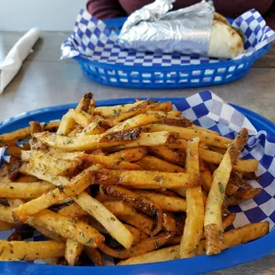 Lemon-oregano fries.