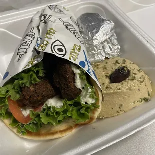 Falafel Pita Combo