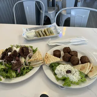 Traditional Greek Salata