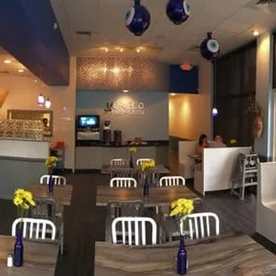 Panoramic view of Wesley Chapel dining area.