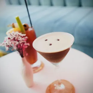 dessert, drink