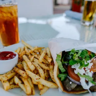 Lunch Special $12 Gyro+Fries+Drink