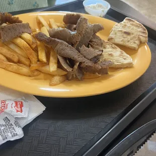 Kids gyro platter