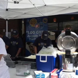They had so many workers working the outdoor tent and the event brought in so many customers!